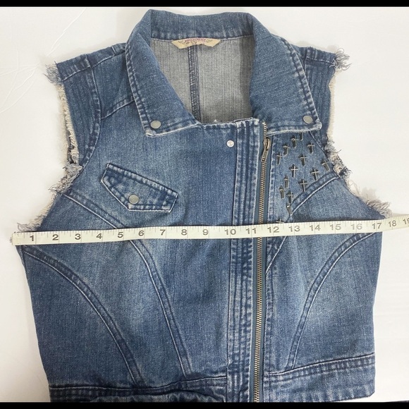 Vtg Y2K Denim vest Cropped With Cross Studs Size M BIKERCORE Grunge - Picture 4 of 6